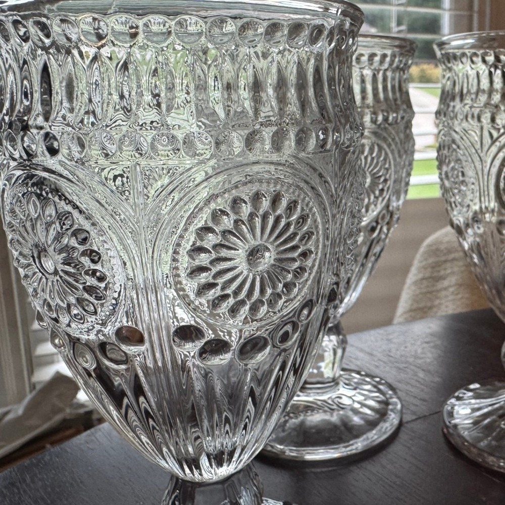Pioneer Woman Adeline Goblets Set Of 5 Clear 12 Oz Embossed Floral Pressed Glass - Picture 4 of 7
